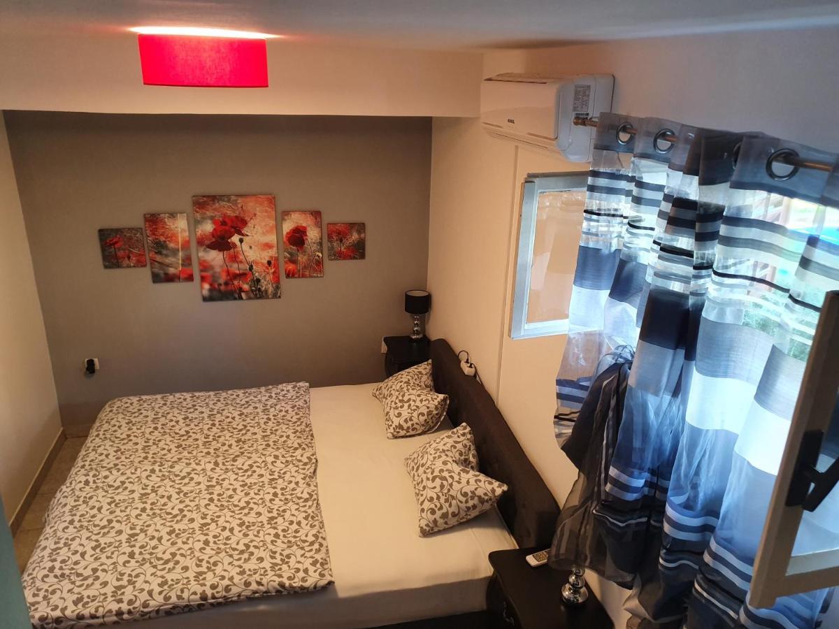 Apartments Marusic - Kristijan Lopar Luaran gambar